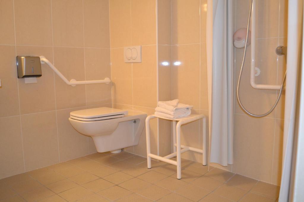 B&B Hotel Grenoble Centre Alpexpo الغرفة الصورة