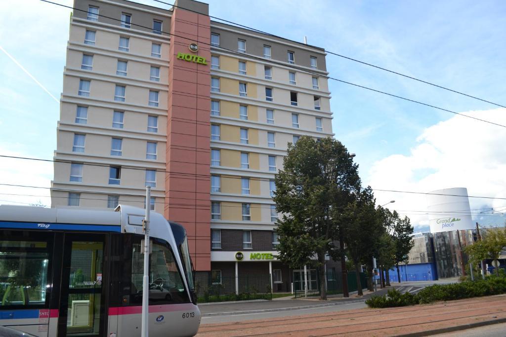 B&B Hotel Grenoble Centre Alpexpo المظهر الخارجي الصورة
